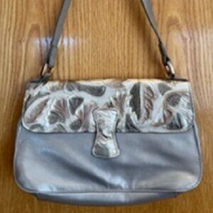 Monzo & Franco Beige Tan Shoulder Handbag Purse Flopover Embossed Snap Closure